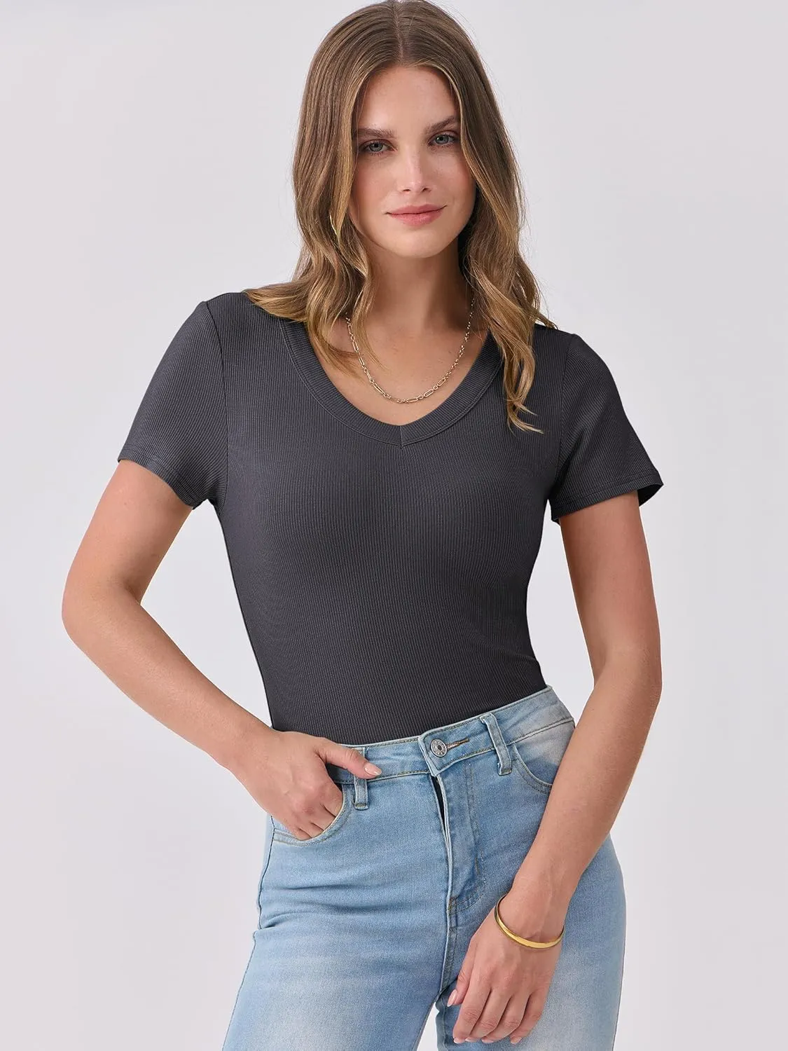 ANRABESS Women Short Sleeve V Neck Ribbed Knit Fitted Shirts Basic Tees Tops 2025 Summer Casual T-Shirts Going Out Outfits