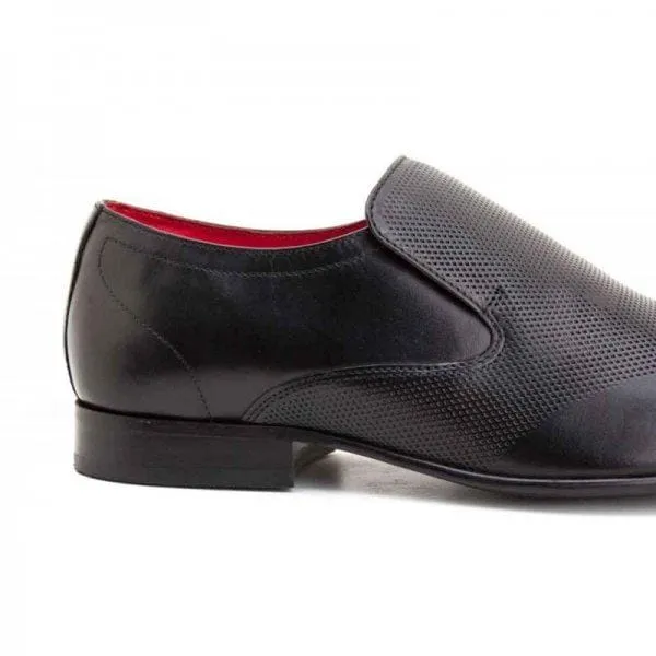 Base London Sleeve Waxy Shoes
