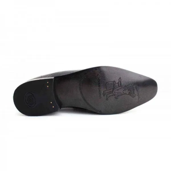 Base London Sleeve Waxy Shoes