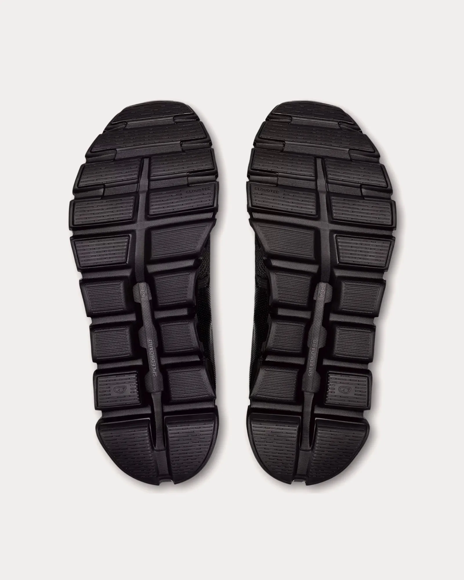 Cloud 6 Black / Black Running Shoes
