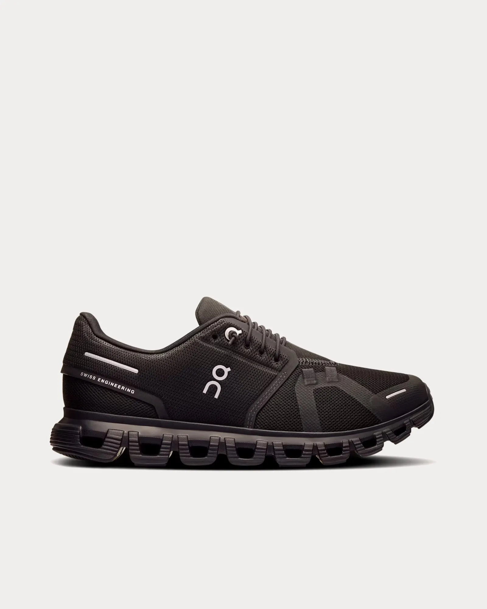 Cloud 6 Black / Black Running Shoes