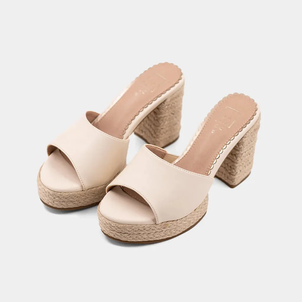 Elvira Heel