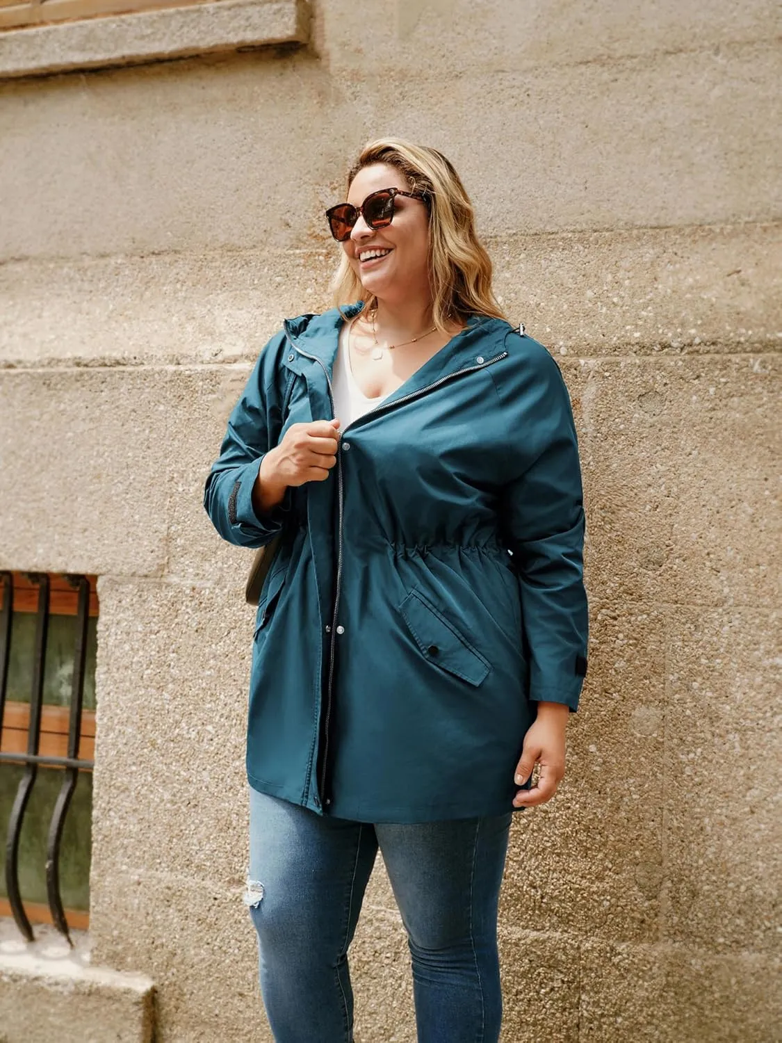 Hanna Nikole Women's Plus Size Waterproof Raincoat Lightweight Windbreaker Hooded Jacket with Pockets