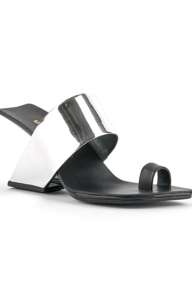 Loop Hi Sandal