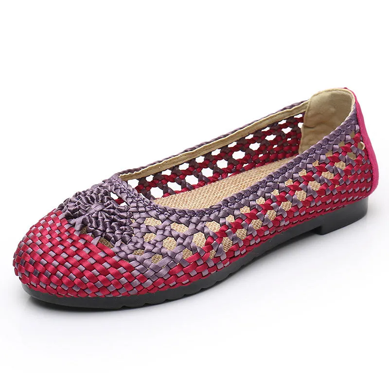Nanccy Summer Fashion Casual Mesh Lofaers Hollow Breathable Weaving  Mom Shoes