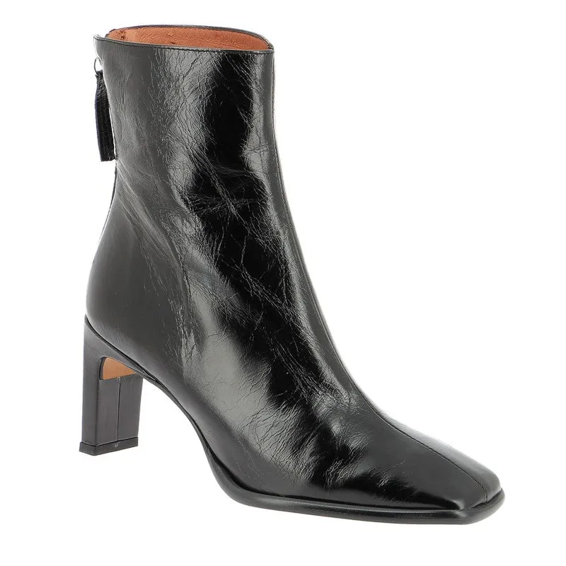 Neo 22544 Black Heeled Ankle Boot