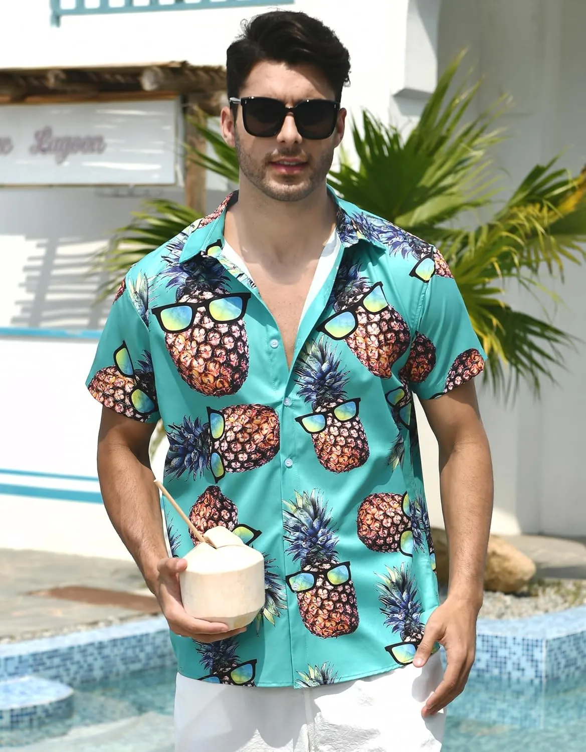 RAISEVERN Mens Hawaiian Shirt Casual Button Down Short Sleeve Tropical Beach Dress Shirt for Summer Holiday