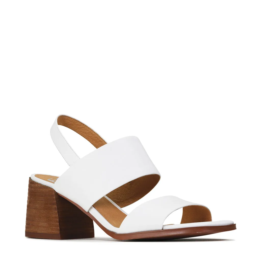 SARTO LEATHER SLING-BACK SAND