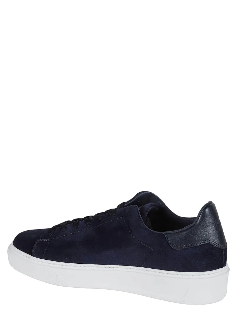 Sneakers Classic Court in pelle scamosciato