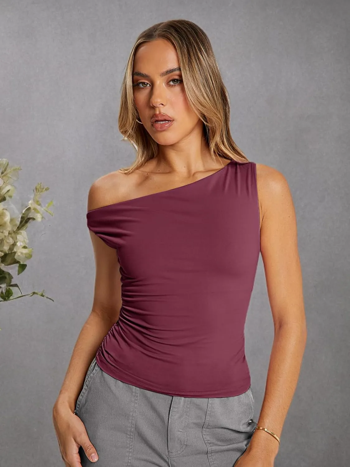 Trendy Queen Womens Summer Off The Shoulder Tops Going Out T Shirts Crop Tank Top Fashion Clothes Spring Outfits 2025