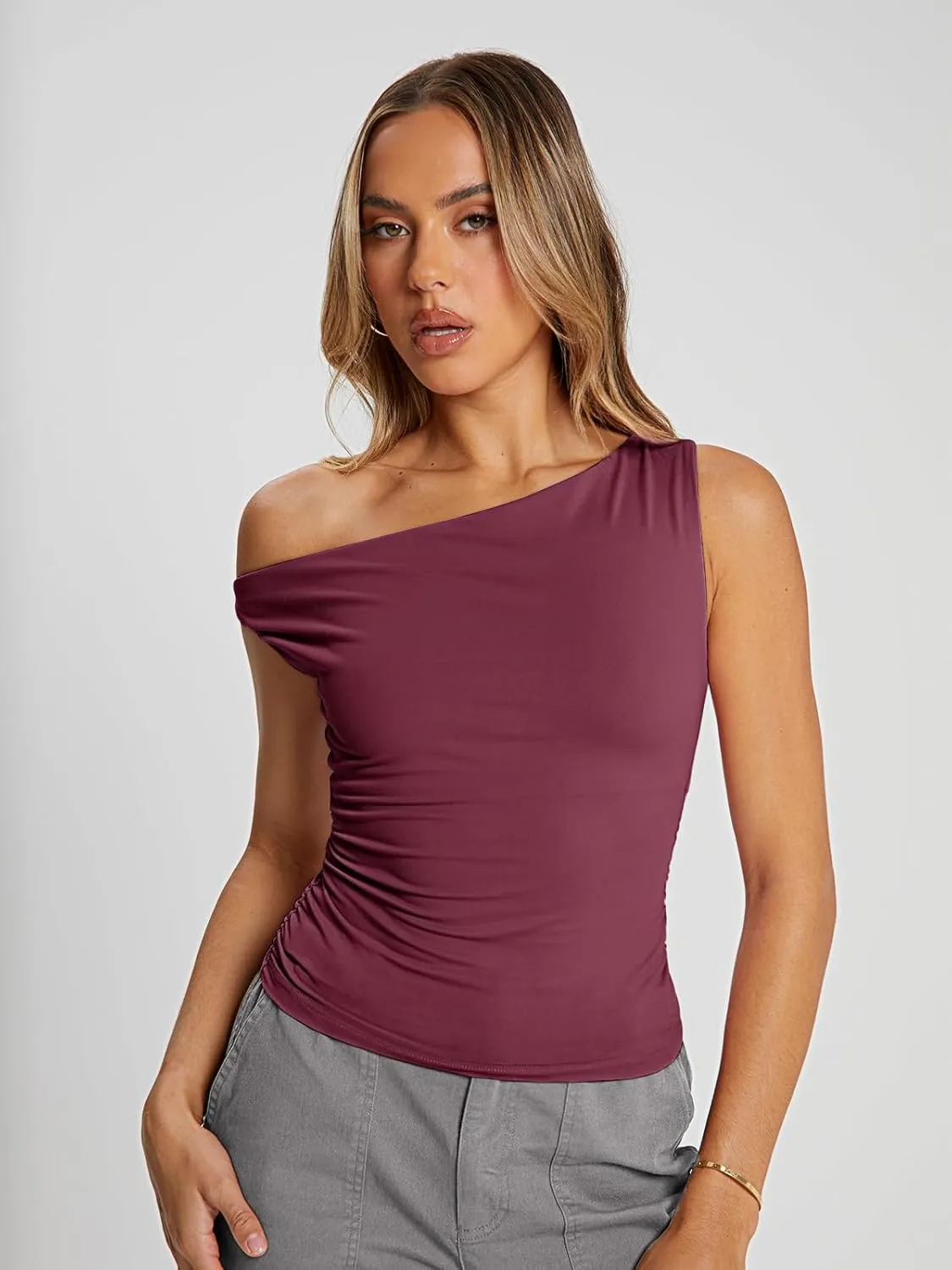 Trendy Queen Womens Summer Off The Shoulder Tops Going Out T Shirts Crop Tank Top Fashion Clothes Spring Outfits 2025