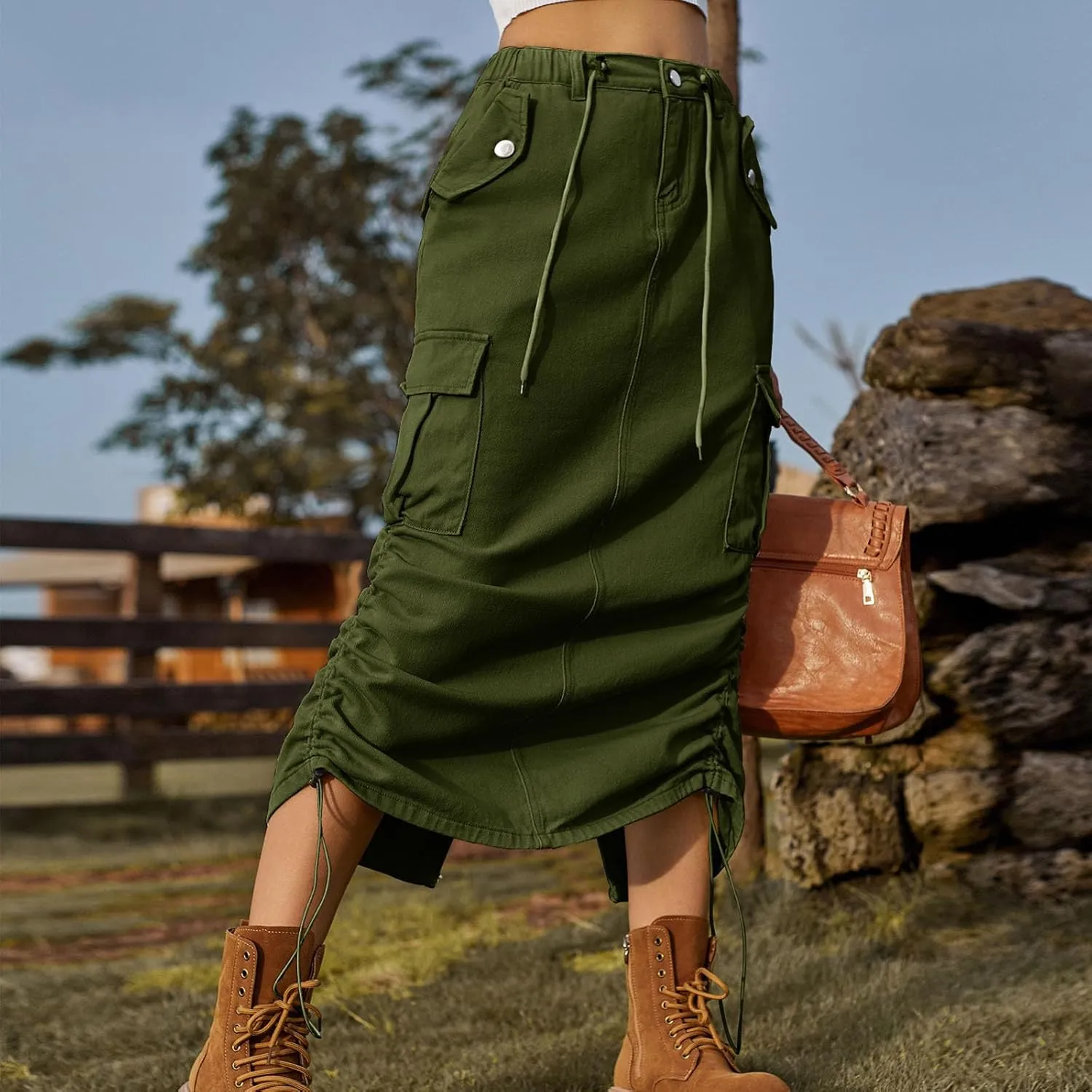 Women Denim Cargo Long Skirts High Waisted Pencil Skirt Summer Fashion Y2k Midi Length Jean Skirt with Cargo Pockets