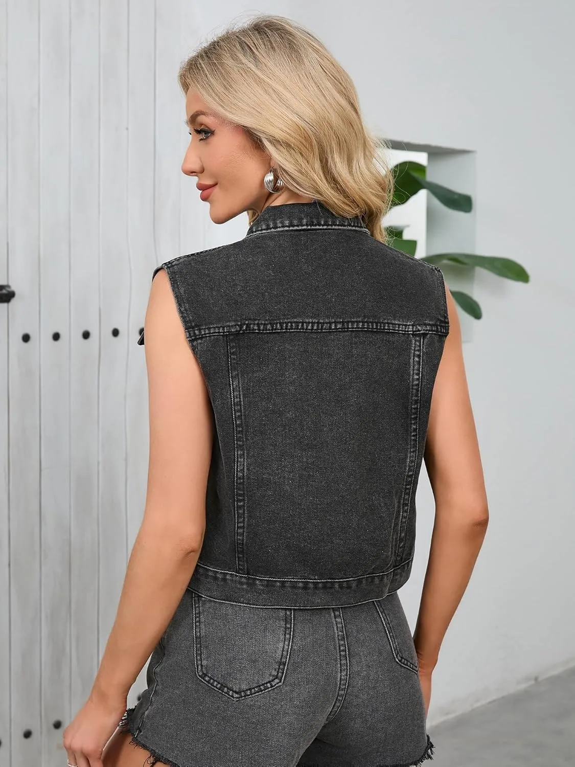 Womens Sleeveless Denim Vest Classic Button Down Jean Jackets with Pockets
