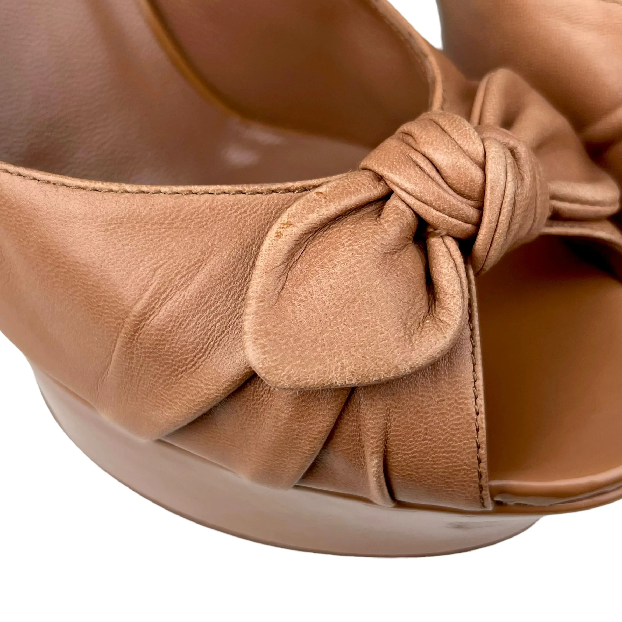 Yves Saint Laurent Clay Patent Leather Platform Palais B 105 Pump